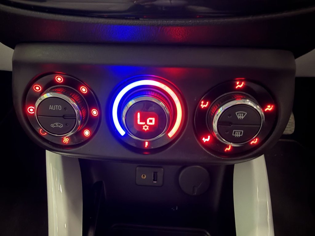 Used Vauxhall ADAM 2014 for sale - 78167322: Photo 22