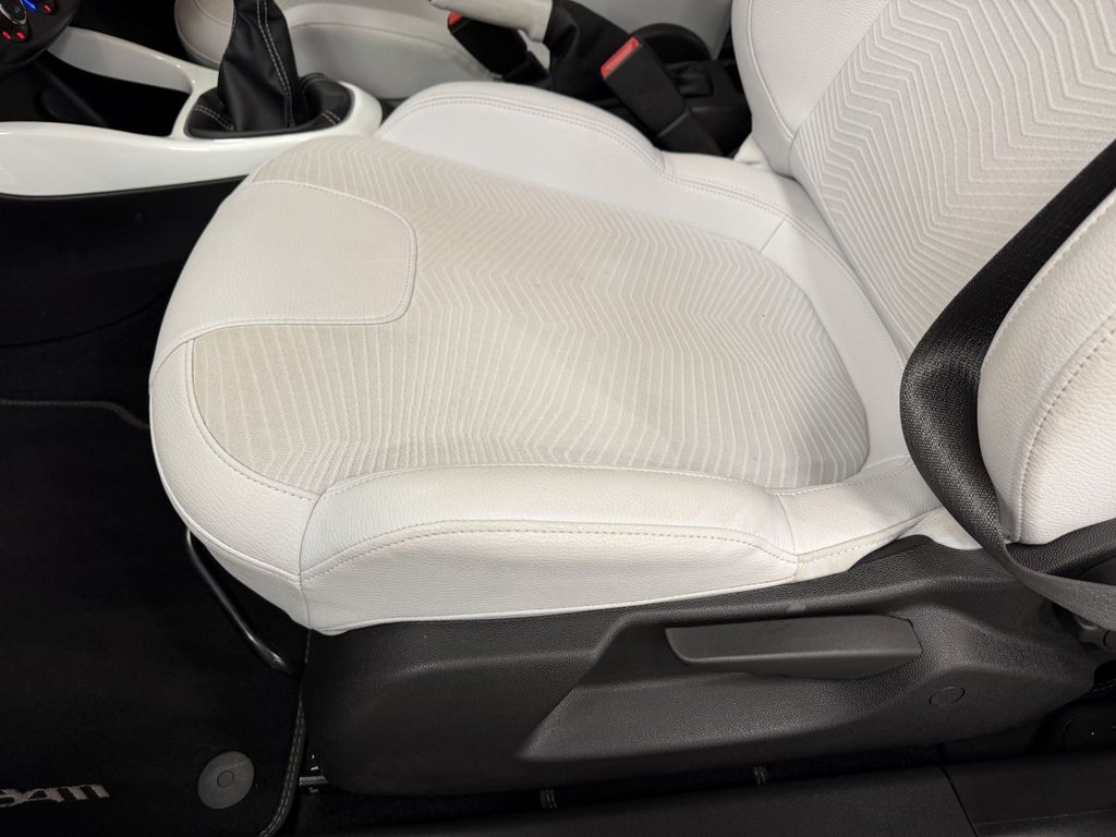 Used Vauxhall ADAM 2014 for sale - 78167322: Photo 30