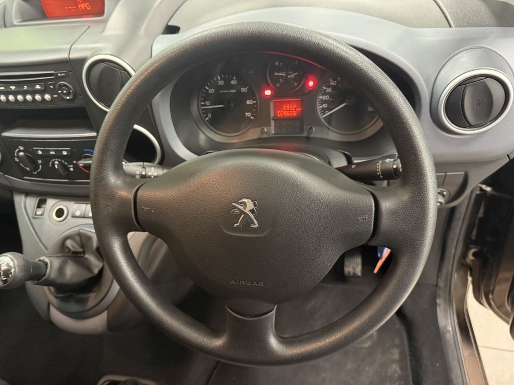Used Peugeot Partner Tepee 2014 for sale - 76784093: Photo 23