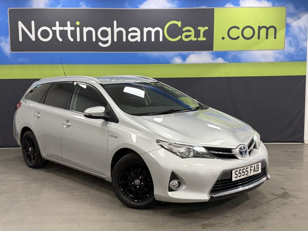 Used Toyota Auris 2015 for sale - 77356719: Photo 2