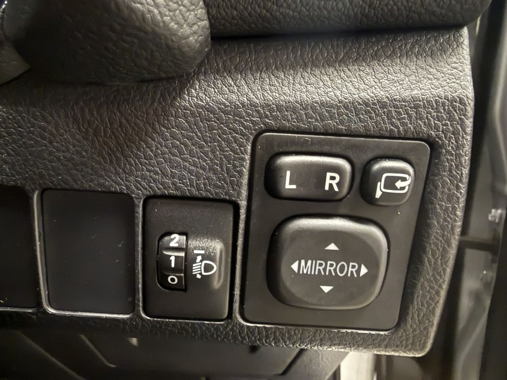 Used Toyota Auris 2015 for sale - 77356719: Photo 21