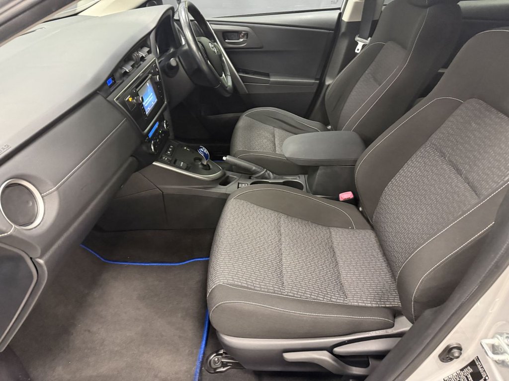 Used Toyota Auris 2015 for sale - 77356719: Photo 30