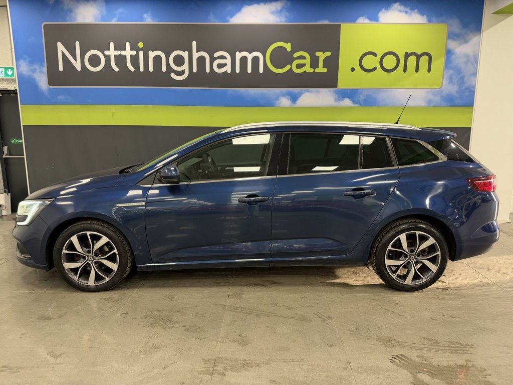 Used Renault Megane 2017 for sale - 77990905: Photo 9