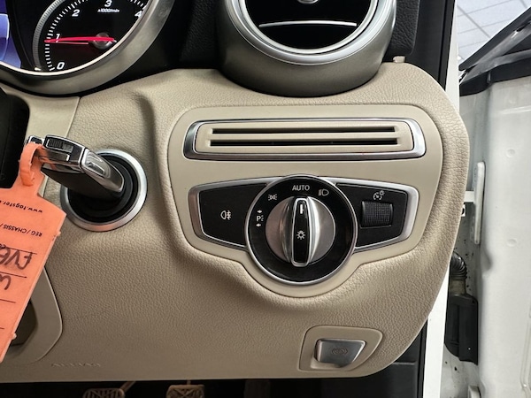Used Mercedes-Benz C-Class 2015 for sale - 75230554: Photo 36