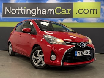 Used Toyota Yaris 2016 for sale - 79394546: Photo