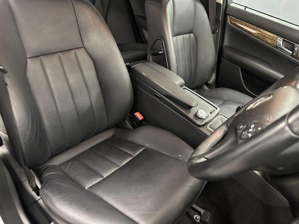 Used Mercedes-Benz C Class 2010 for sale - 76376314: Photo 16