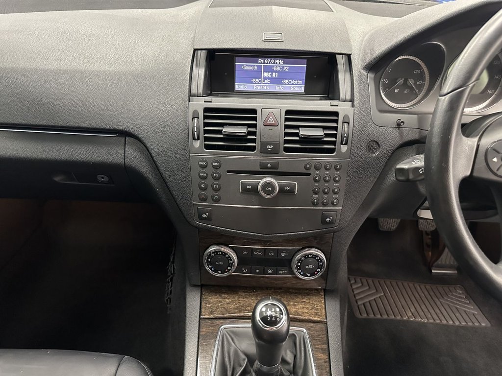 Used Mercedes-Benz C Class 2010 for sale - 76376314: Photo 26