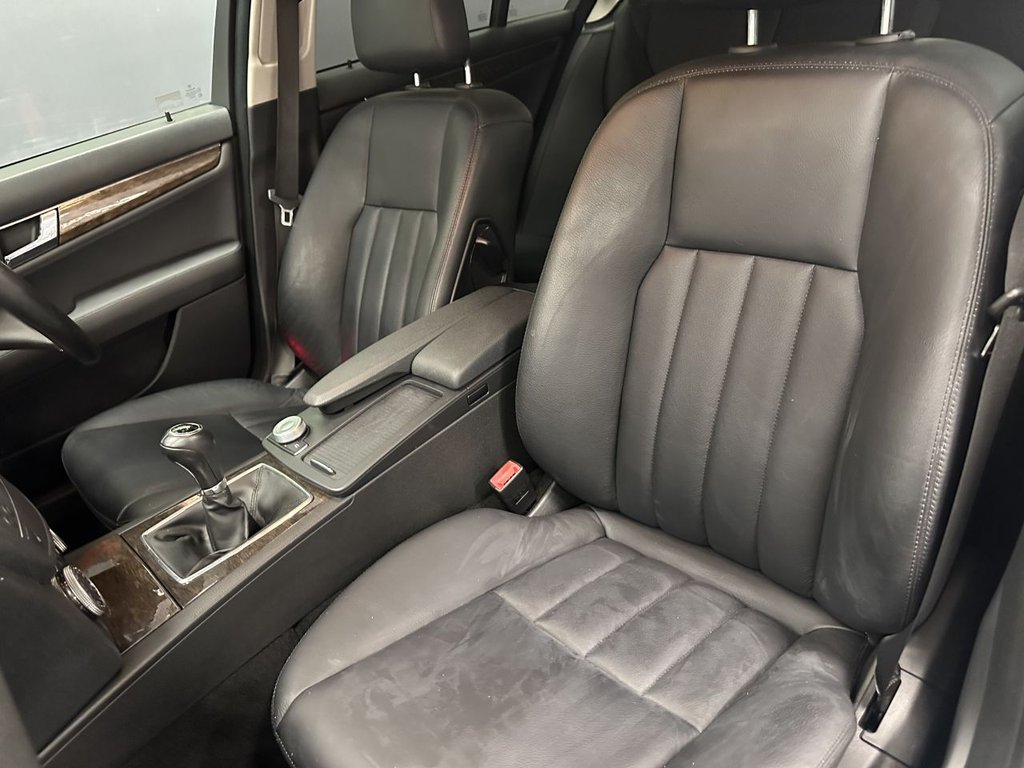 Used Mercedes-Benz C Class 2010 for sale - 76376314: Photo 36