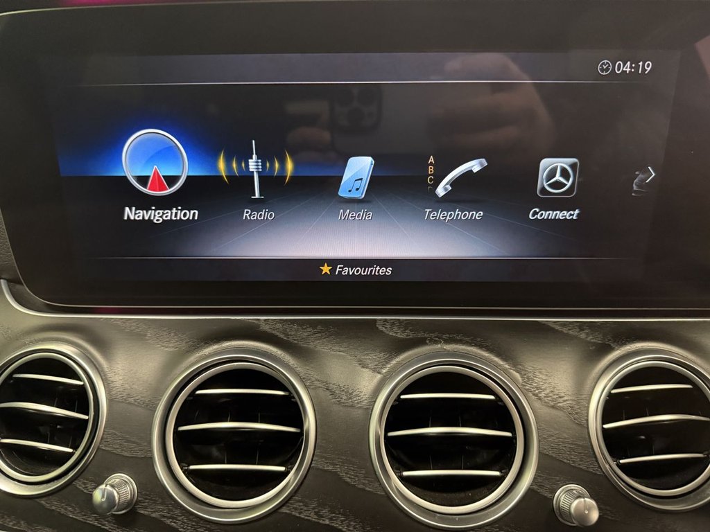 Used Mercedes-Benz E Class 2019 for sale - 76768601: Photo 30