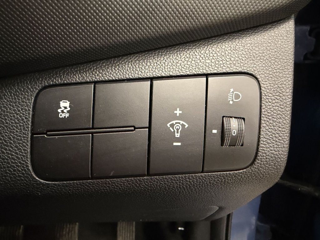 Used Hyundai i10 2017 for sale - 78167376: Photo 15