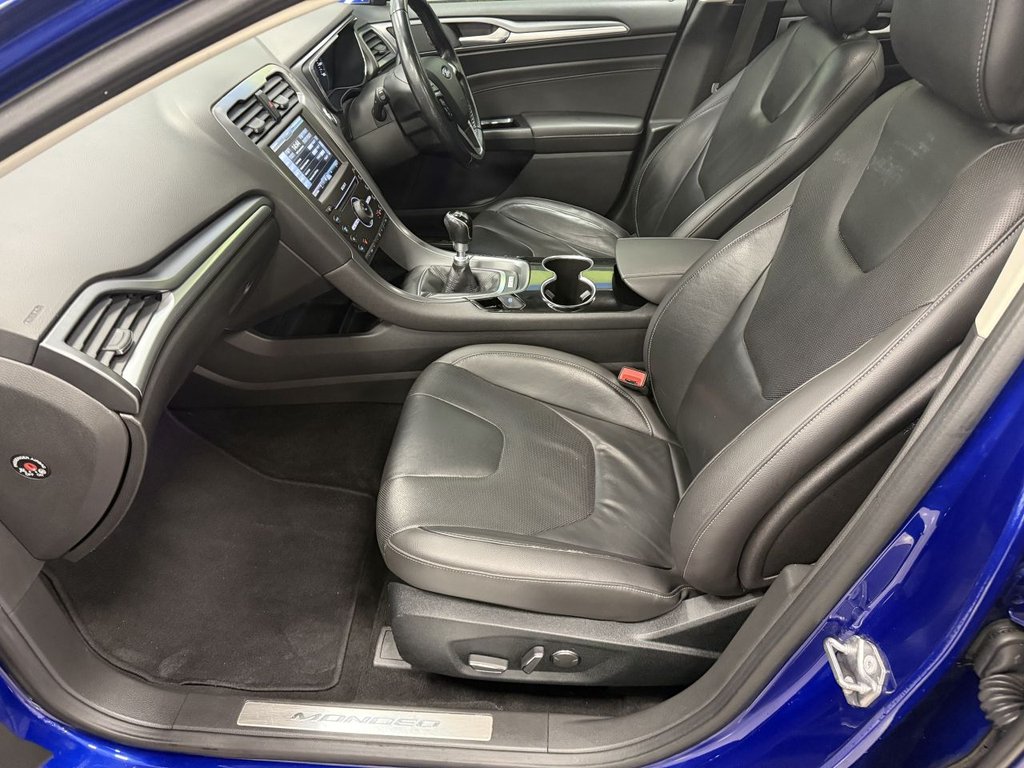 Used Ford Mondeo 2015 for sale - 76820850: Photo 35