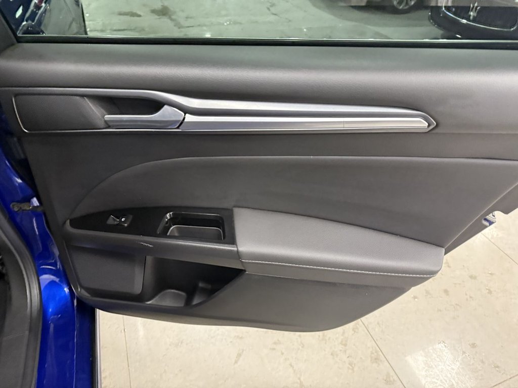 Used Ford Mondeo 2015 for sale - 76820850: Photo 44