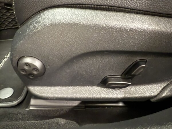 Used Mercedes-Benz C-Class 2016 for sale - 76210834: Photo 37