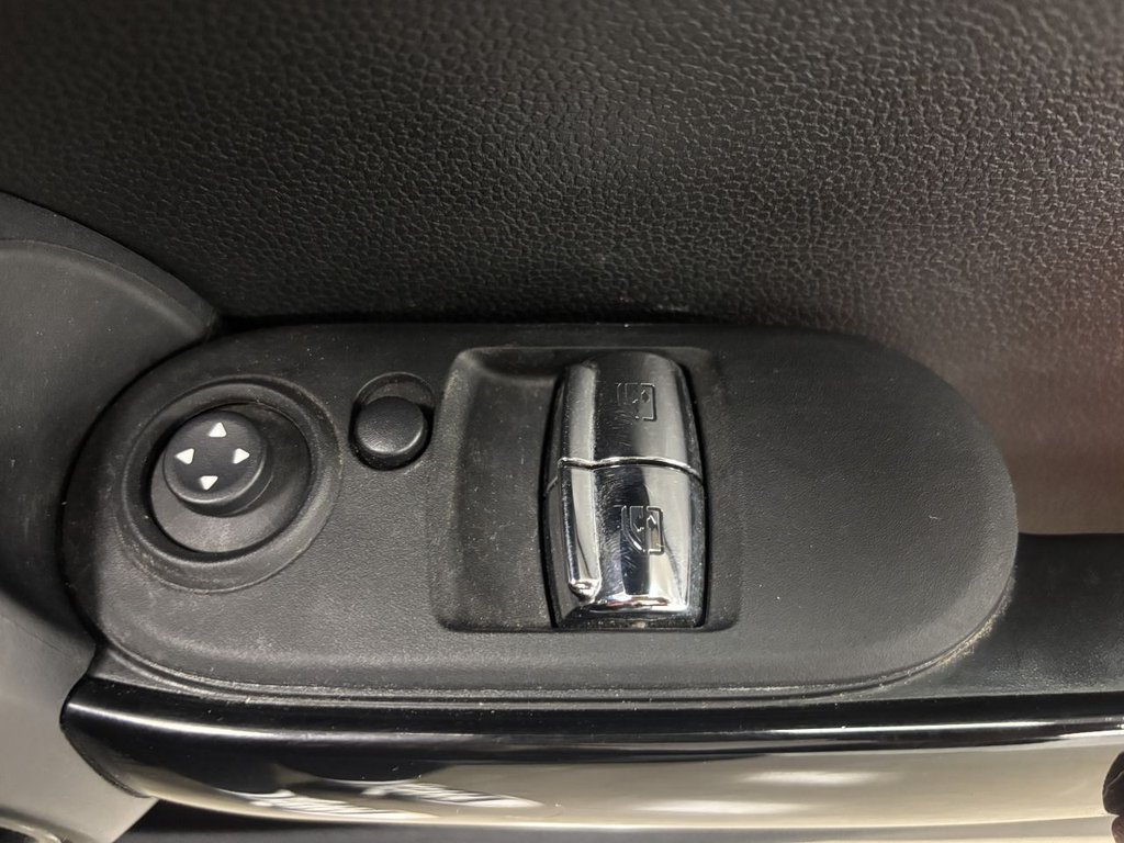 Used MINI Hatch 2015 for sale - 77477535: Photo 15