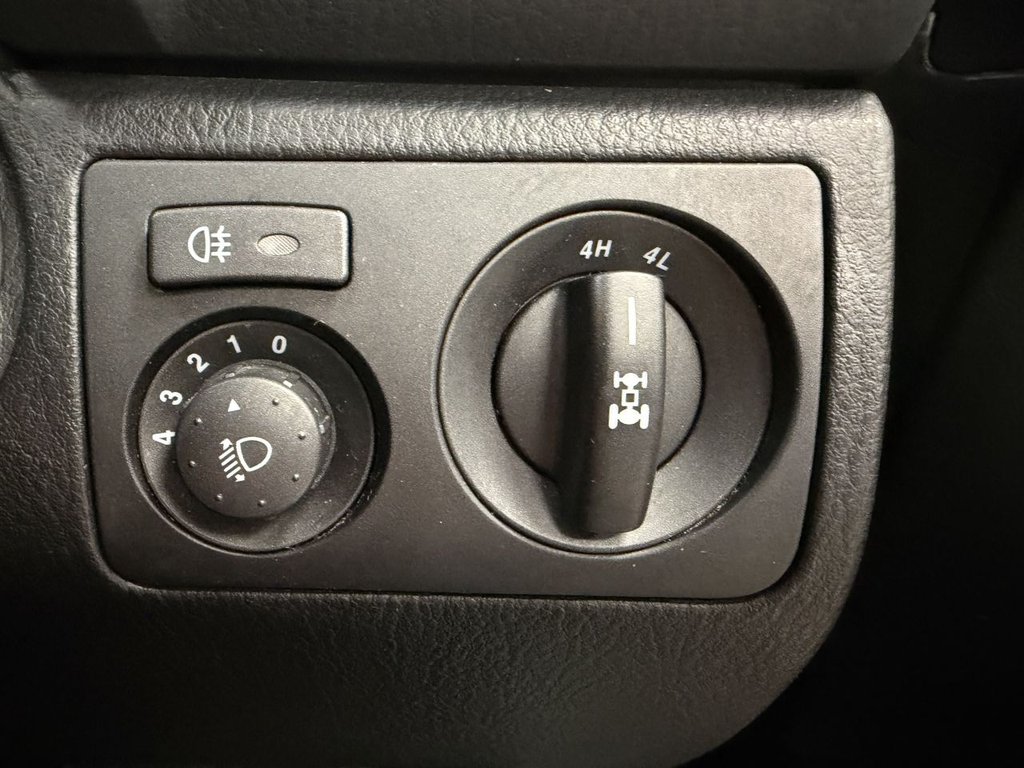 Used Ssangyong Rexton 2012 for sale - 77952527: Photo 16