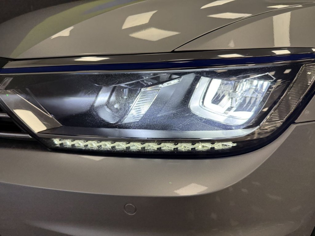 Used Volkswagen Passat 2017 for sale - 76654847: Photo 11