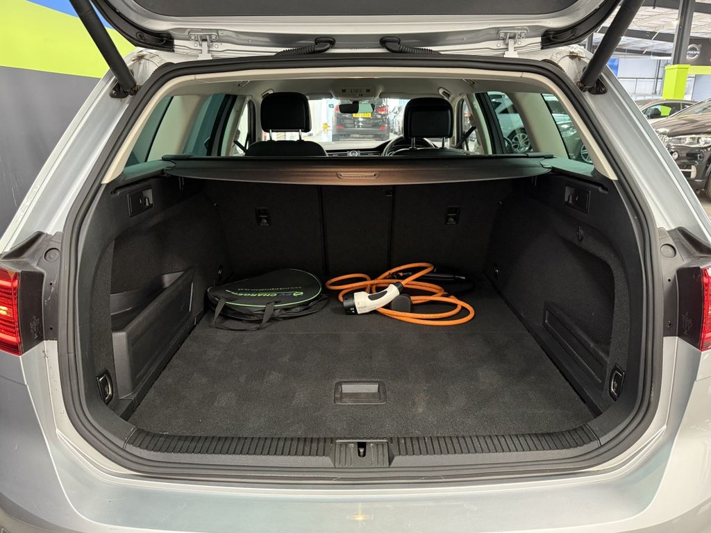 Used Volkswagen Passat 2017 for sale - 76654847: Photo 17