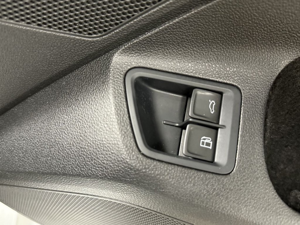 Used Volkswagen Passat 2017 for sale - 76654847: Photo 23