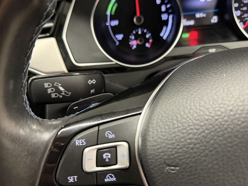 Used Volkswagen Passat 2017 for sale - 76654847: Photo 32