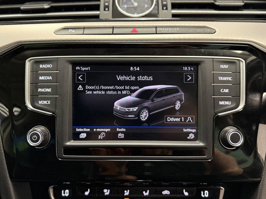 Used Volkswagen Passat 2017 for sale - 76654847: Photo 42