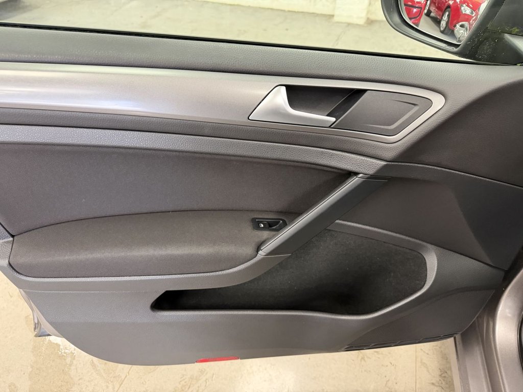 Used Volkswagen Golf 2014 for sale - 78002509: Photo 28