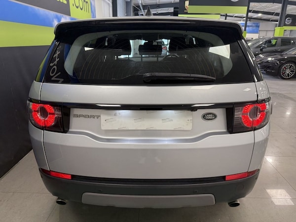 Used Land Rover Discovery Sport 2018 for sale - 76312872: Photo 11