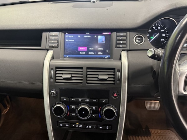 Used Land Rover Discovery Sport 2018 for sale - 76312872: Photo 25