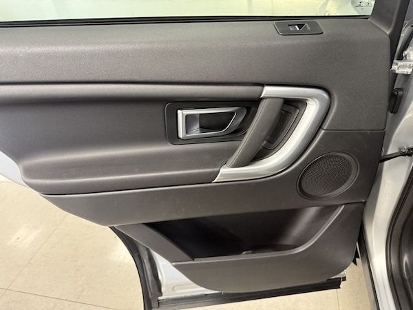 Used Land Rover Discovery Sport 2018 for sale - 76312872: Photo 38