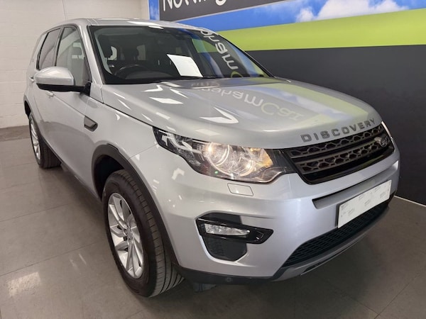 Used Land Rover Discovery Sport 2018 for sale - 76312872: Photo 3