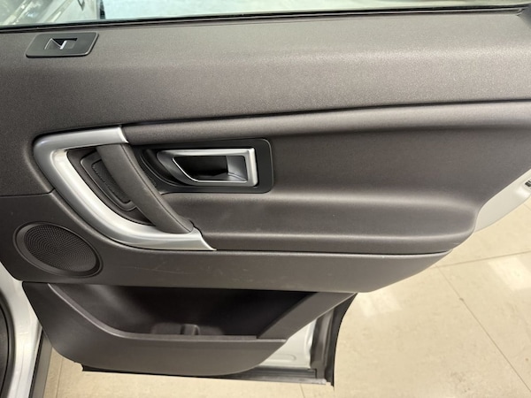 Used Land Rover Discovery Sport 2018 for sale - 76312872: Photo 41