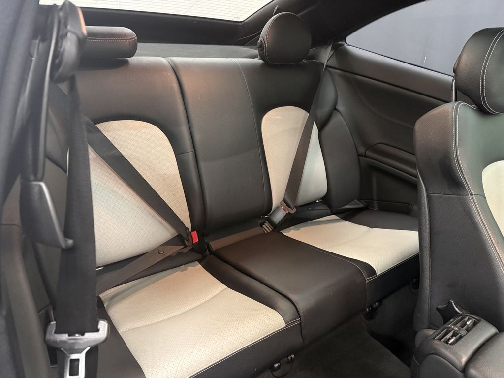 Used Mercedes-Benz CLC Class 2010 for sale - 77065279: Photo 35