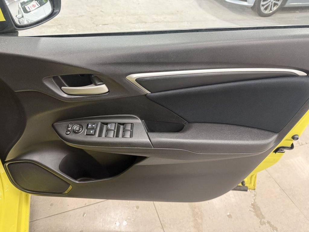 Used Honda Jazz 2016 for sale - 76962682: Photo 14