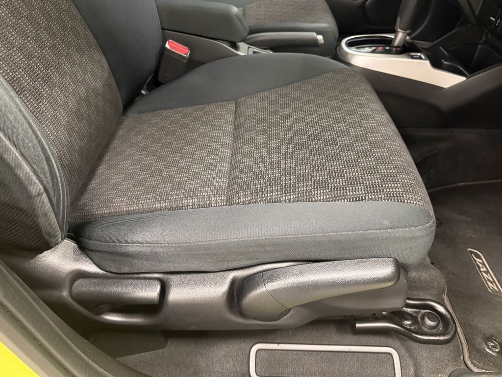 Used Honda Jazz 2016 for sale - 76962682: Photo 18