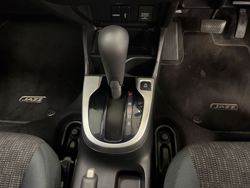 Used Honda Jazz 2016 for sale - 76962682: Photo 32