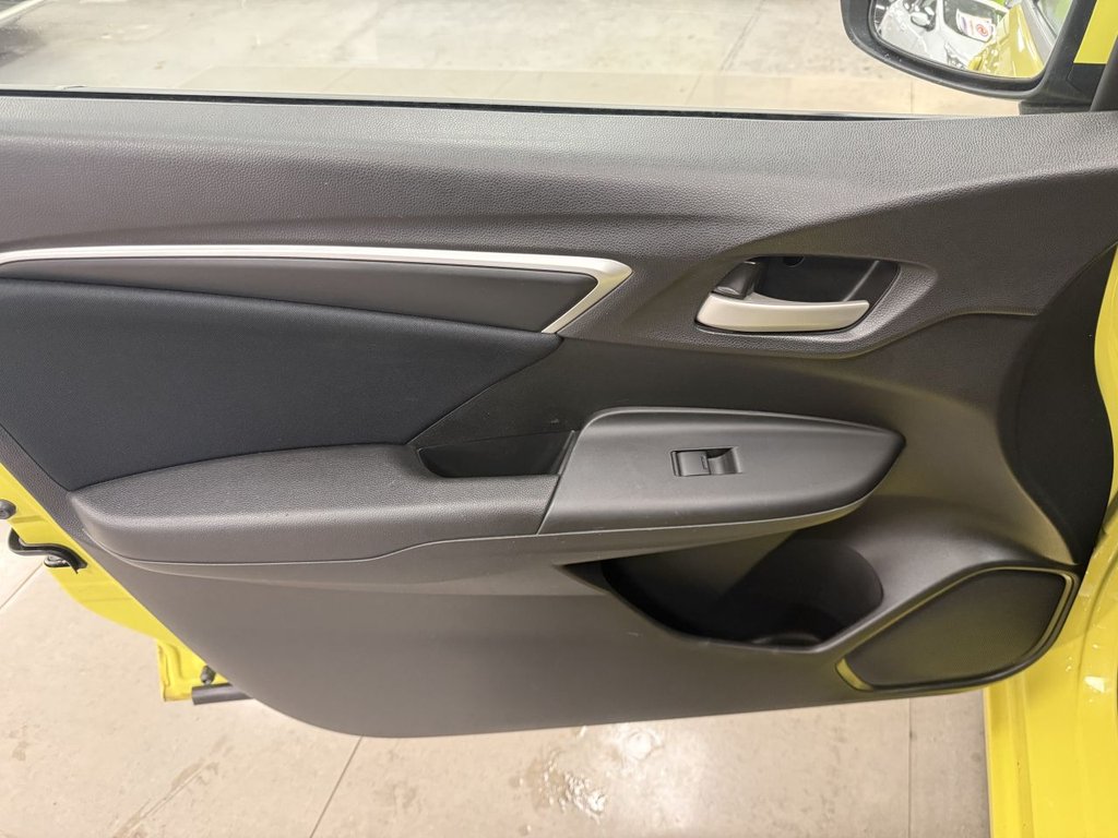 Used Honda Jazz 2016 for sale - 76962682: Photo 33