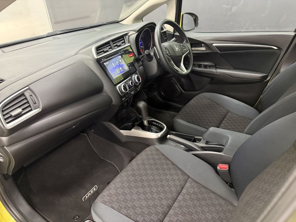 Used Honda Jazz 2016 for sale - 76962682: Photo 37