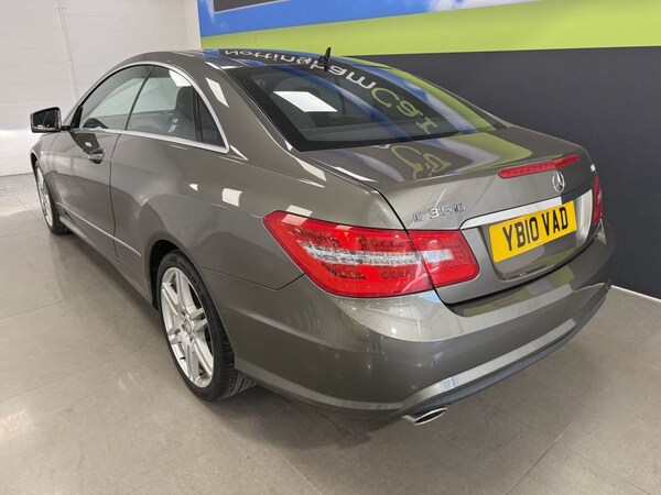 Used Mercedes-Benz E-Class 2010 for sale - 75692756: Photo 11