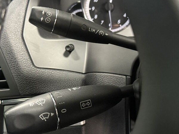 Used Mercedes-Benz E-Class 2010 for sale - 75692756: Photo 21