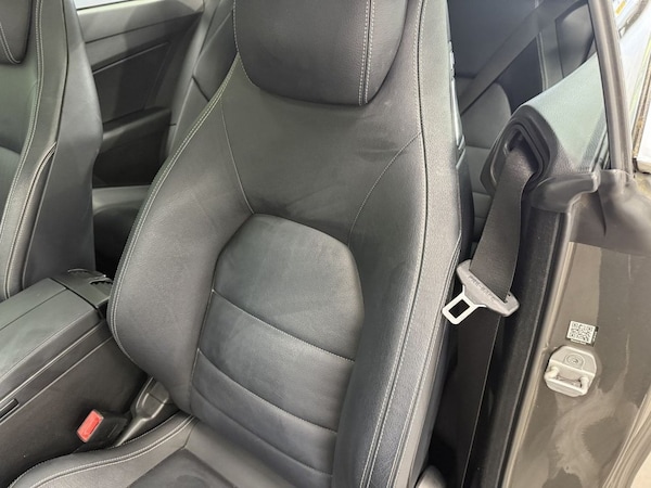 Used Mercedes-Benz E-Class 2010 for sale - 75692756: Photo 36