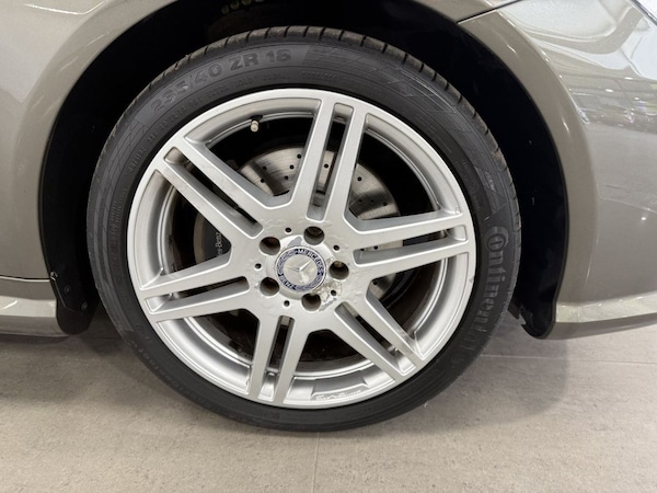 Used Mercedes-Benz E-Class 2010 for sale - 75692756: Photo 37