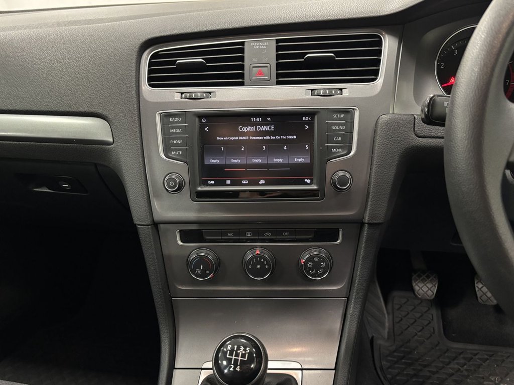 Used Volkswagen Golf 2016 for sale - 76751378: Photo 28