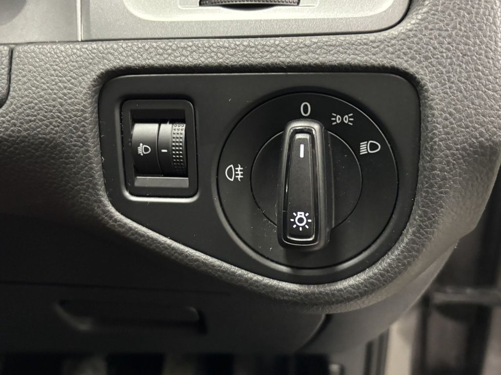 Used Volkswagen Golf 2016 for sale - 76751378: Photo 30