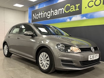 Used Volkswagen Golf 2016 for sale - 76751378: Photo