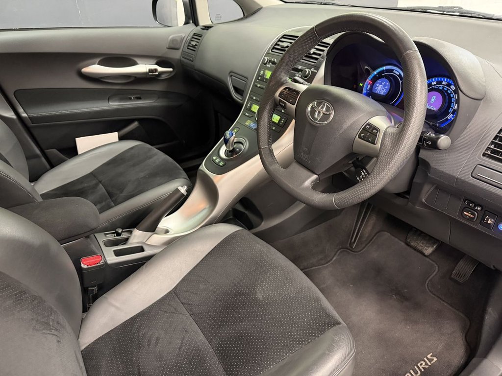 Used Toyota Auris 2011 for sale - 78002871: Photo 15