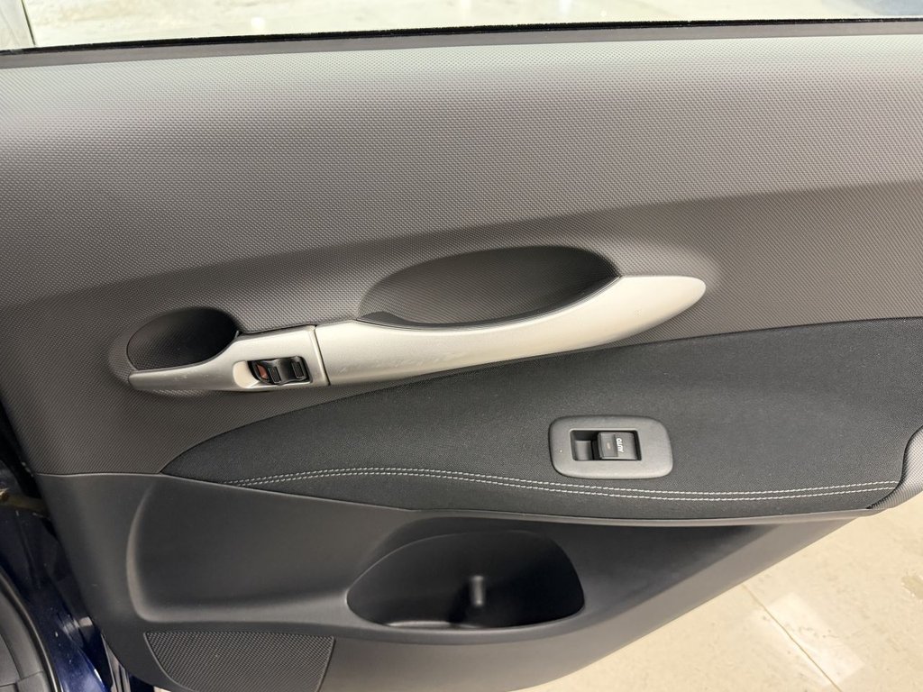 Used Toyota Auris 2011 for sale - 78002871: Photo 28