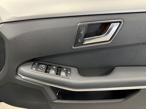 Used Mercedes-Benz E-Class 2012 for sale - 76223862: Photo 12