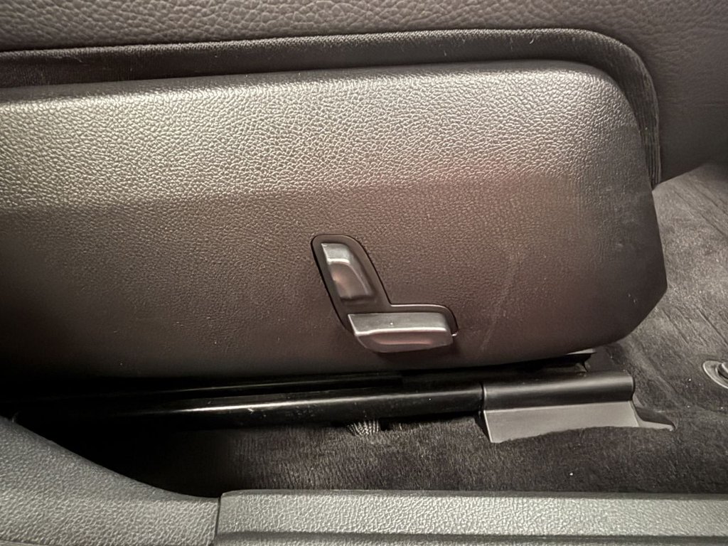 Used Mercedes-Benz E Class 2012 for sale - 76223862: Photo 16