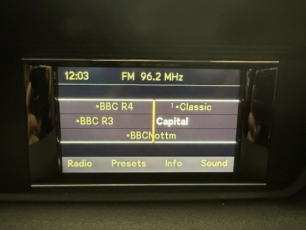 Used Mercedes-Benz E-Class 2012 for sale - 76223862: Photo 23