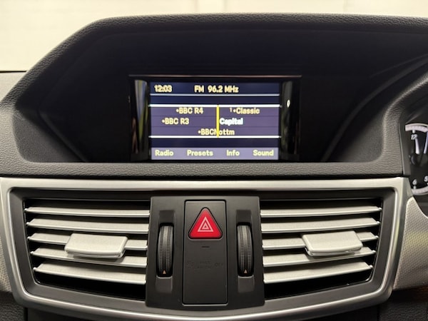 Used Mercedes-Benz E-Class 2012 for sale - 76223862: Photo 25