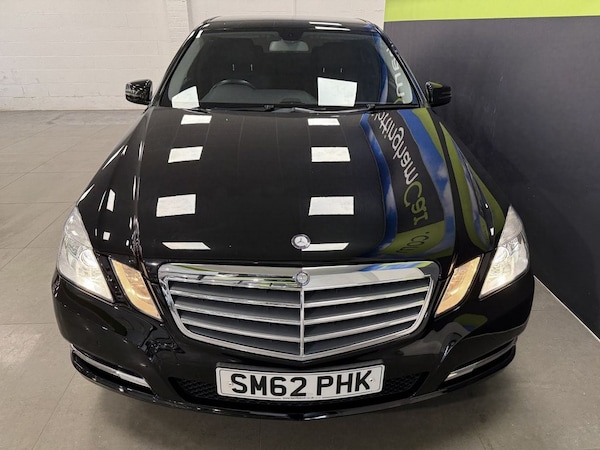 Used Mercedes-Benz E-Class 2012 for sale - 76223862: Photo 2